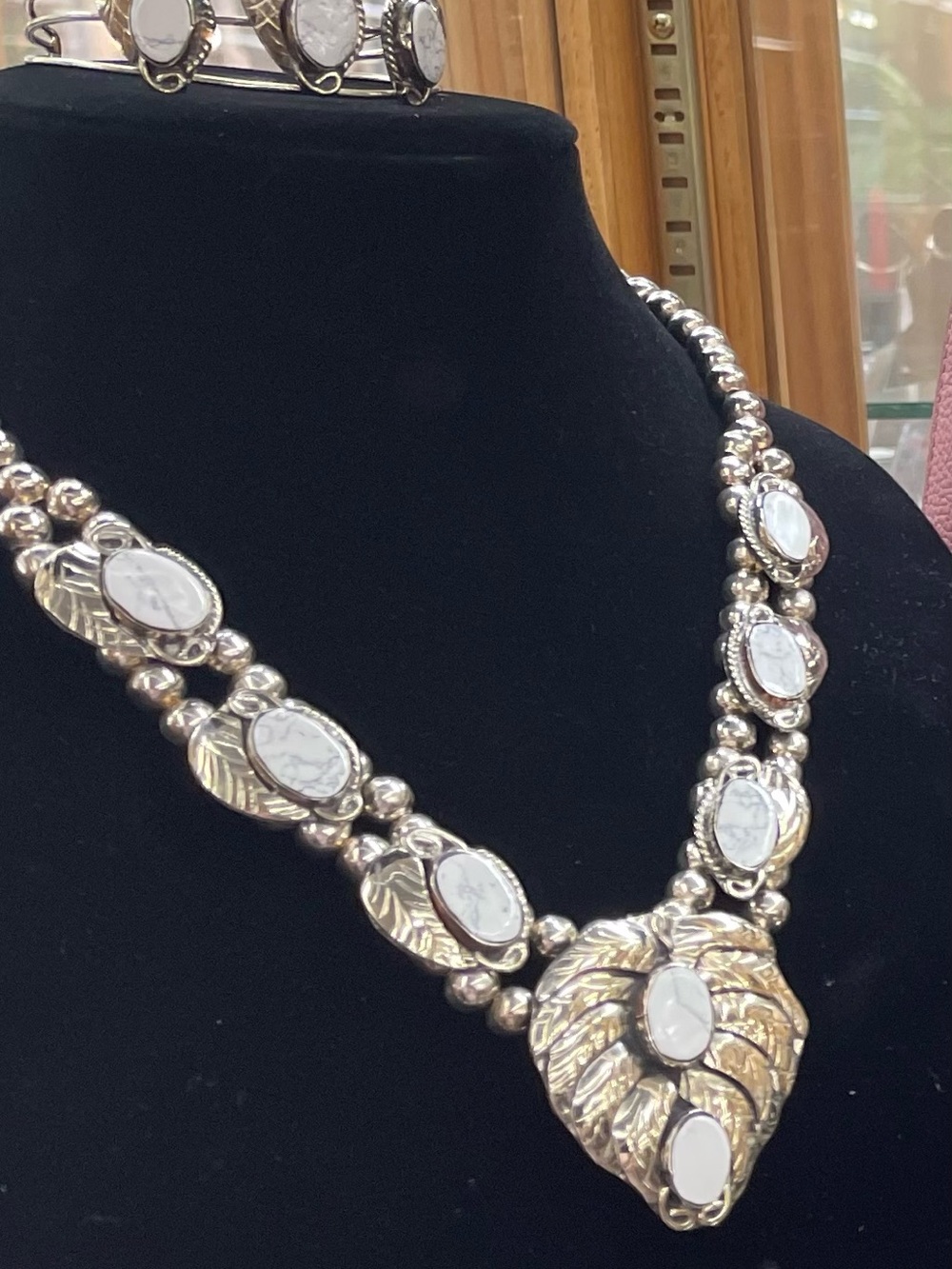 Silver Plated Dip White Buffalo Squash Blossom Necklace and Braclet Set.